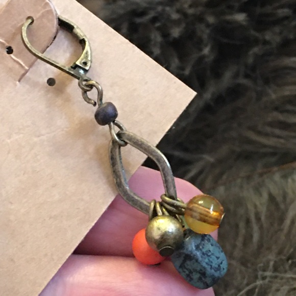 Colorful beaded fish line necklace and earring set - Picture 8 of 10